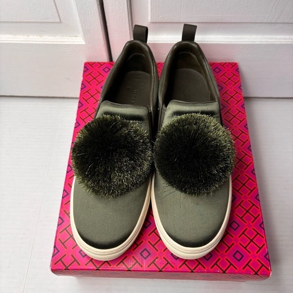 TORY BURCH Daphne Pom Pom Satin Luxe Platform Sneakers Size 6 - Picture 4 of 8